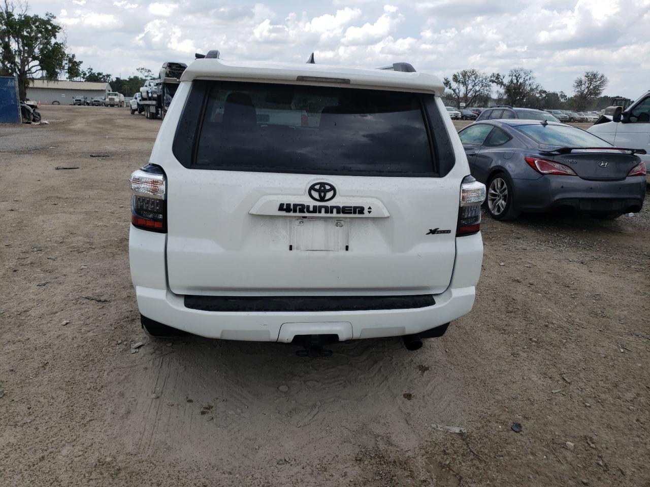 JTEFU5JR3N5256776 2022 Toyota 4Runner Sr5