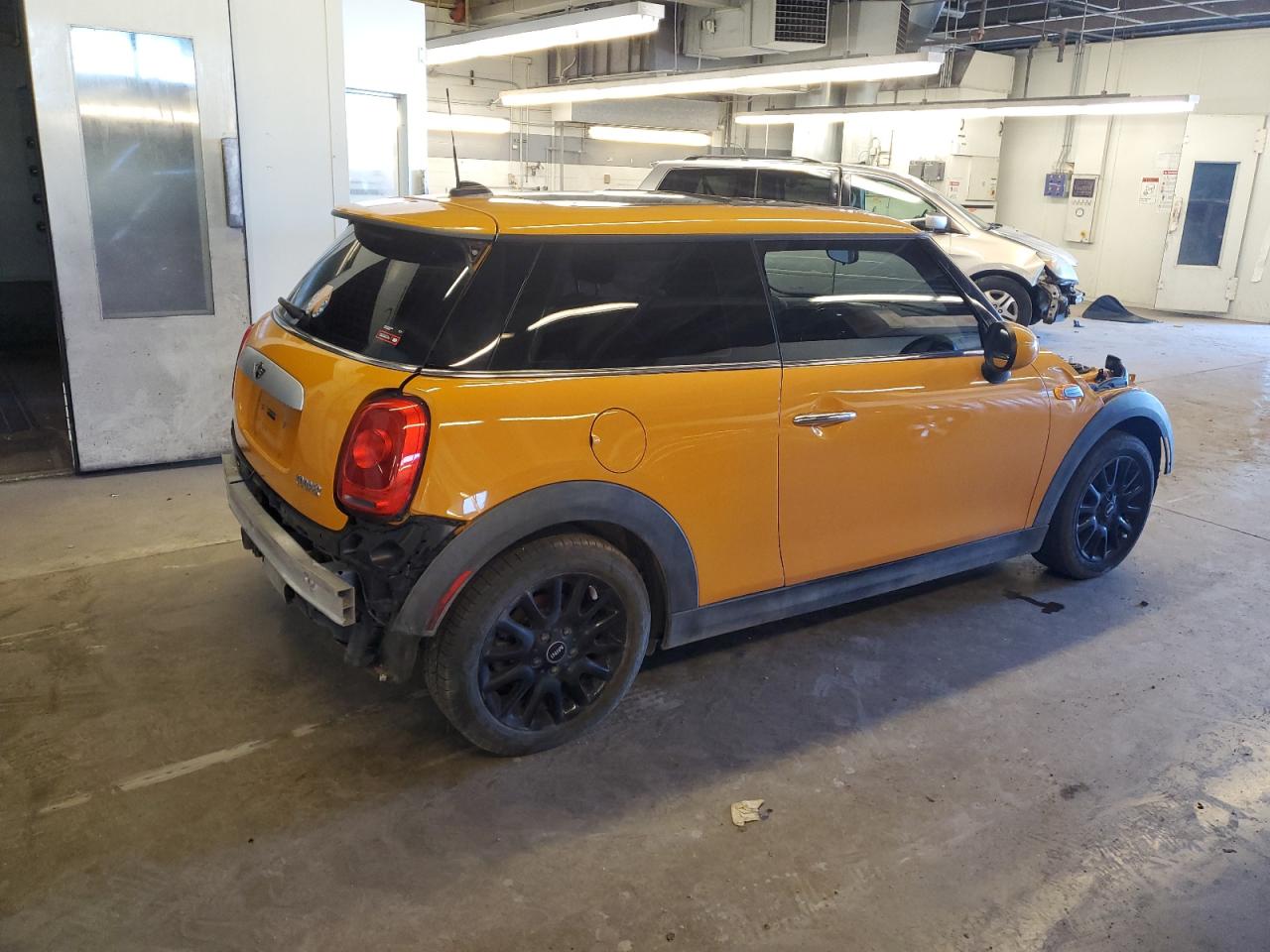 2014 Mini Cooper vin: WMWXM5C57ET936093