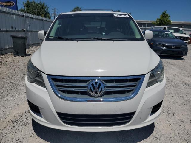 2C4RVABG2DR725023 2013 Volkswagen Routan Se