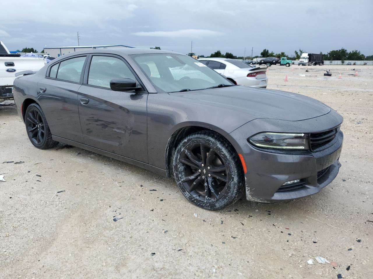 2C3CDXHG3JH157261 2018 Dodge Charger Sxt Plus