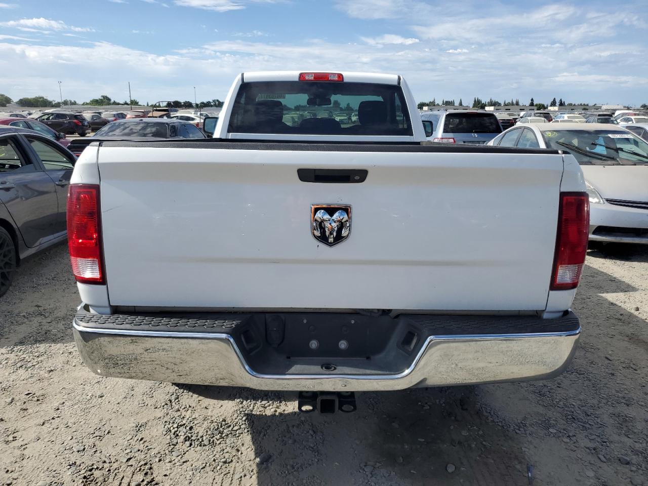 3C6JR6DG5FG675794 2015 Ram 1500 St