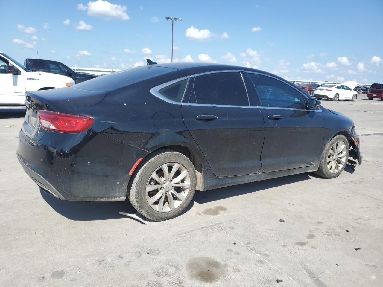 1C3CCCCG2FN609766 2015 Chrysler 200 C