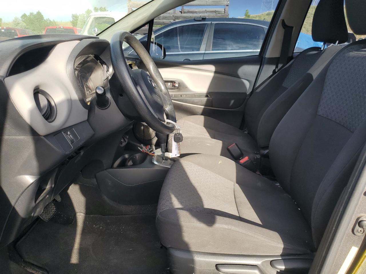 VNKKTUD38FA024732 2015 Toyota Yaris