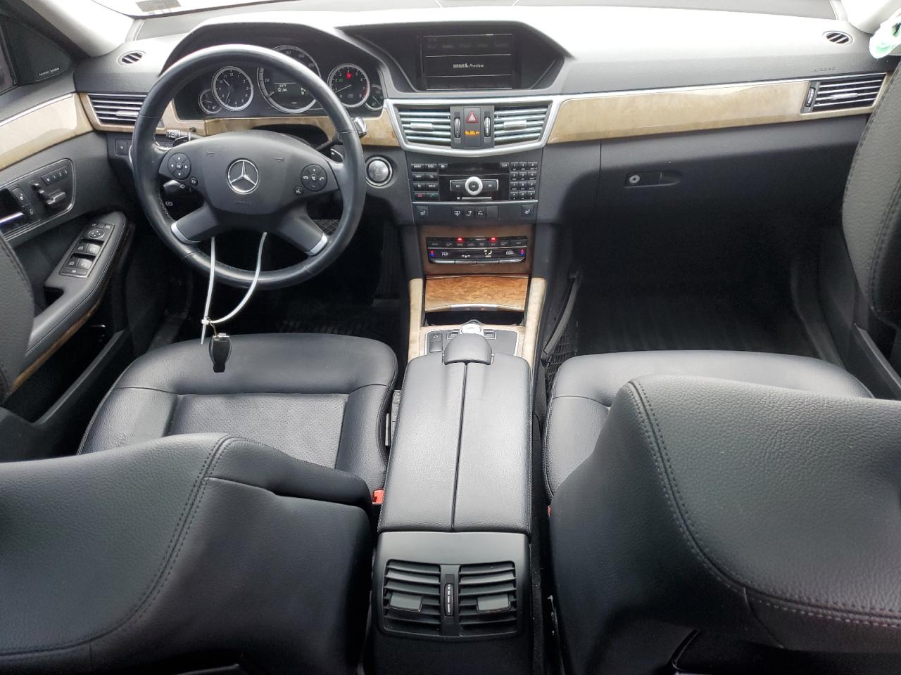 WDDHF8HBXBA411804 2011 Mercedes-Benz E 350 4Matic