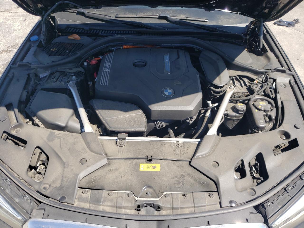 WBA13AG06NCK69629 2022 BMW 530E