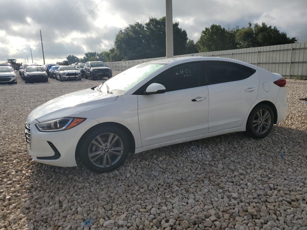 Lot #2952337047 2018 HYUNDAI ELANTRA SE