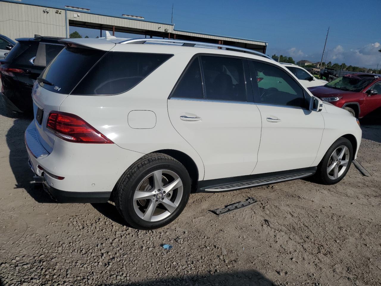 4JGDA5JB3HA868460 2017 Mercedes-Benz Gle 350