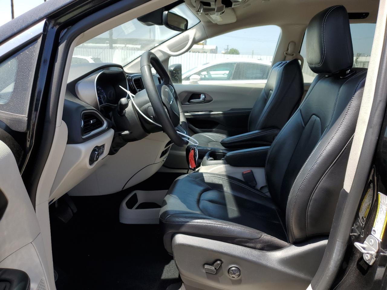 2C4RC1BG1NR154454 2022 Chrysler Pacifica Touring L