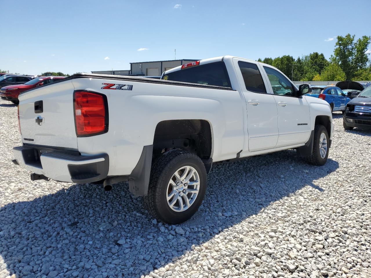 1GCVKREC6JZ115724 2018 Chevrolet Silverado K1500 Lt