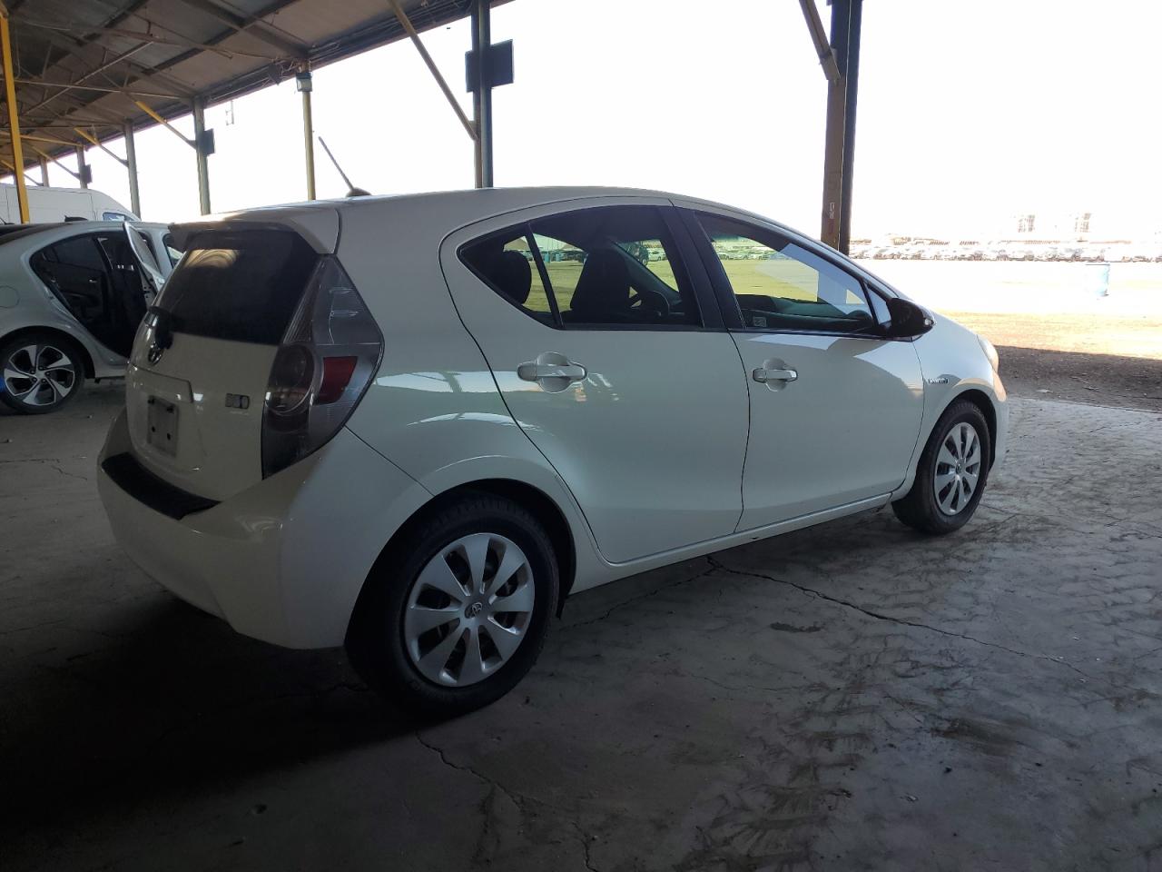 2012 Toyota Prius C vin: JTDKDTB3XC1002262