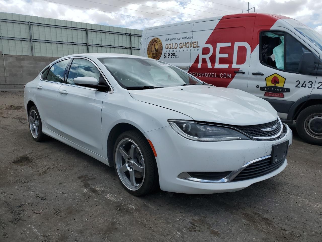 2016 Chrysler 200 Limited vin: 1C3CCCAB6GN185680