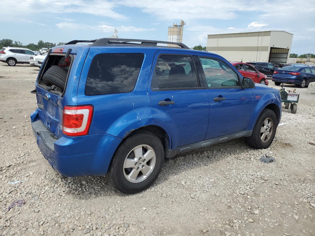 Lot #2862886769 2011 FORD ESCAPE XLT