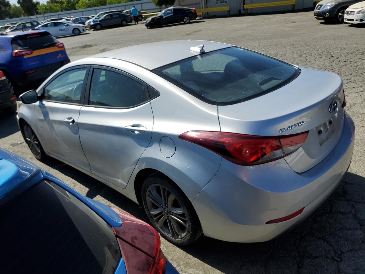 2016 Hyundai Elantra Se vin: 5NPDH4AE2GH709697