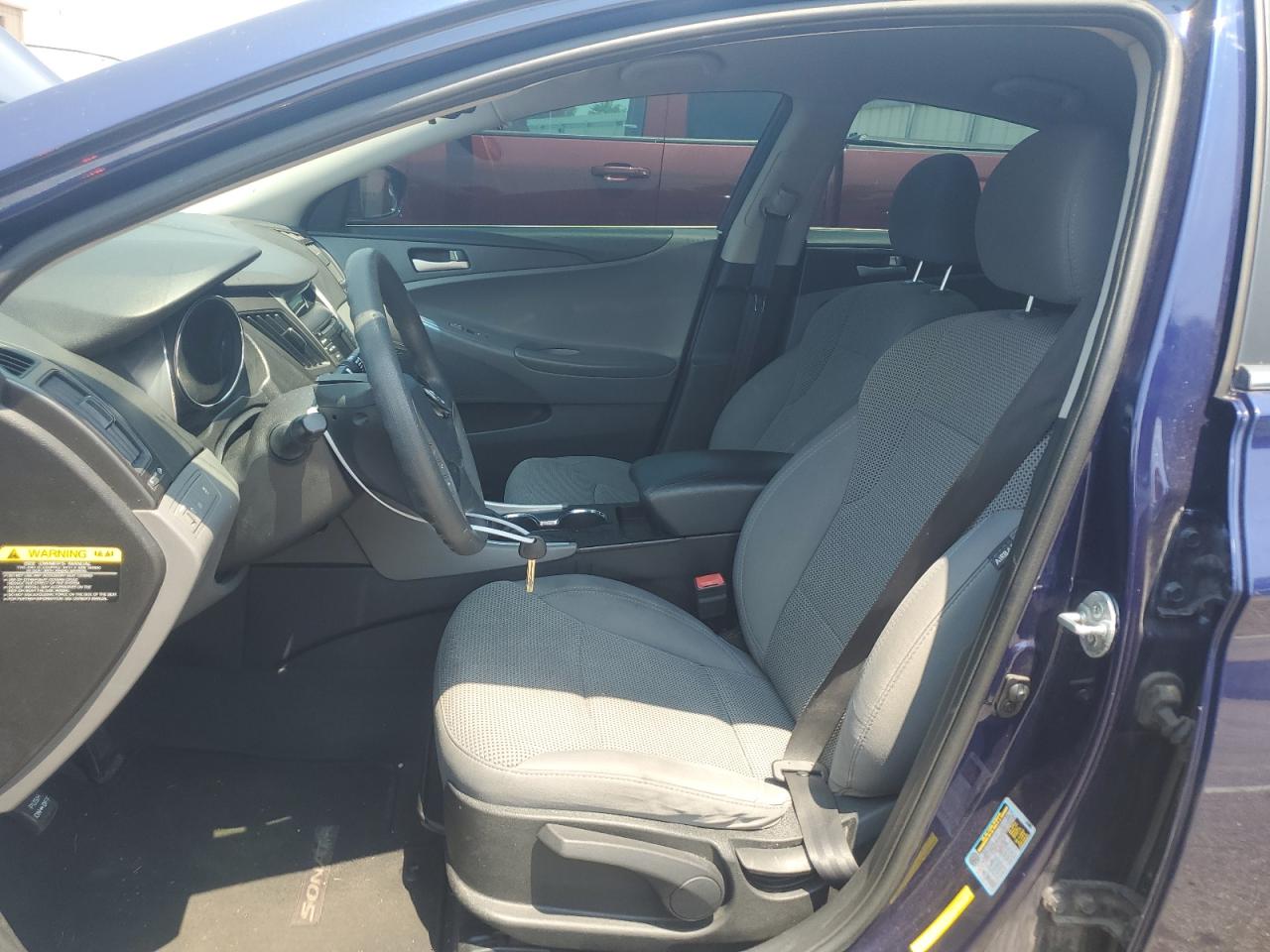 5NPEB4AC2EH885070 2014 Hyundai Sonata Gls