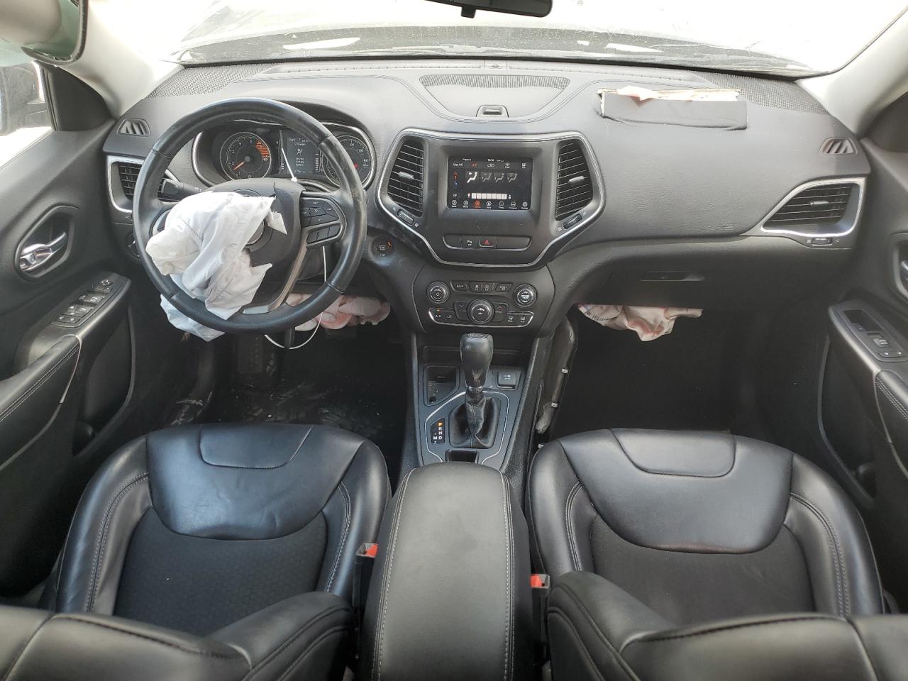 1C4PJLLN5KD265528 2019 Jeep Cherokee Latitude Plus