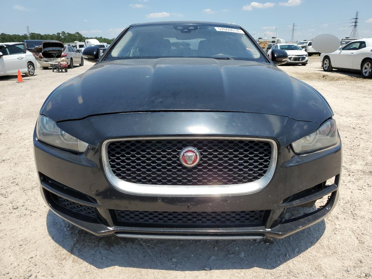 2019 Jaguar Xe vin: SAJAR4FX5KCP52737