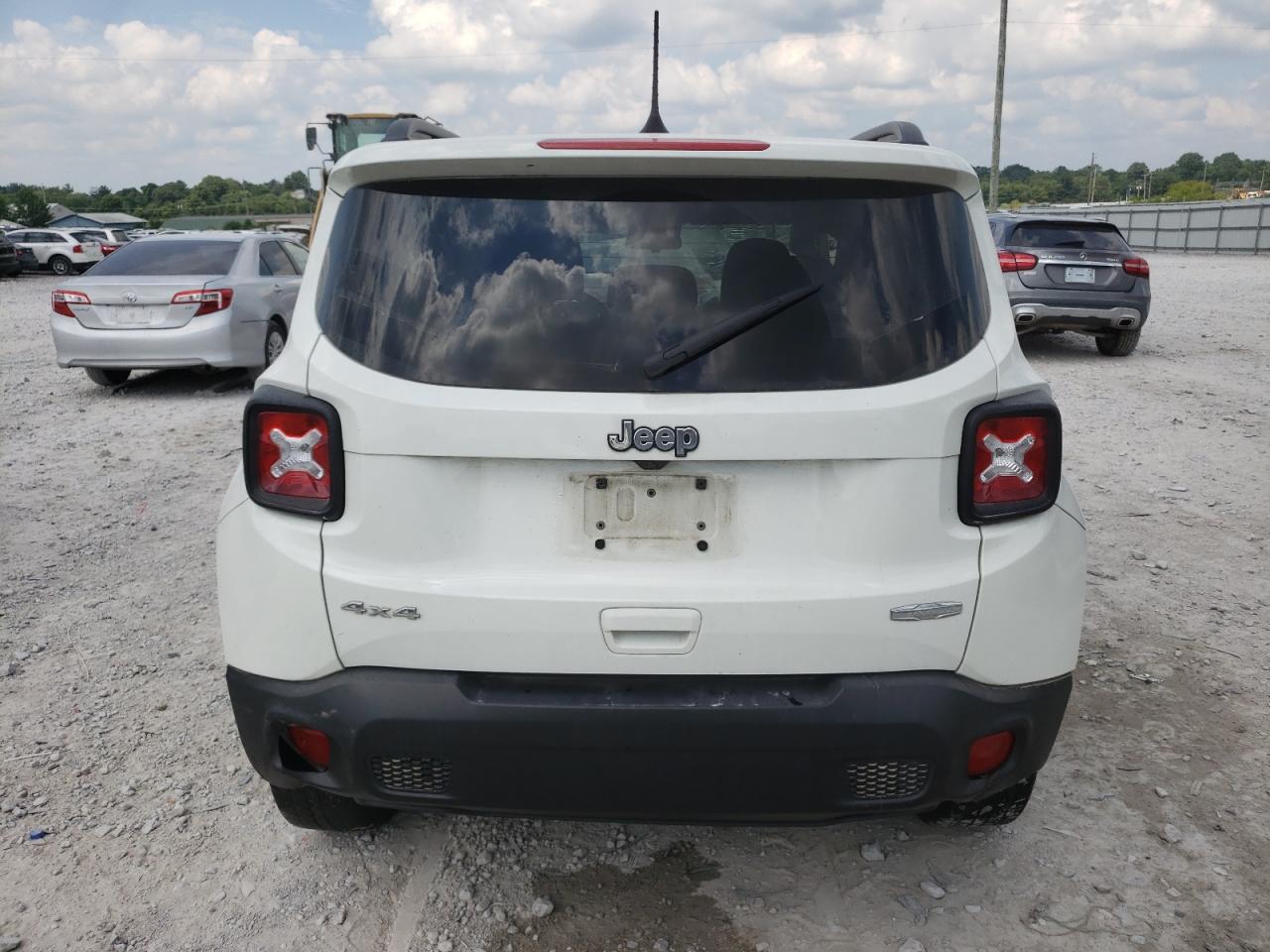 ZACCJBBBXJPG88007 2018 Jeep Renegade Latitude
