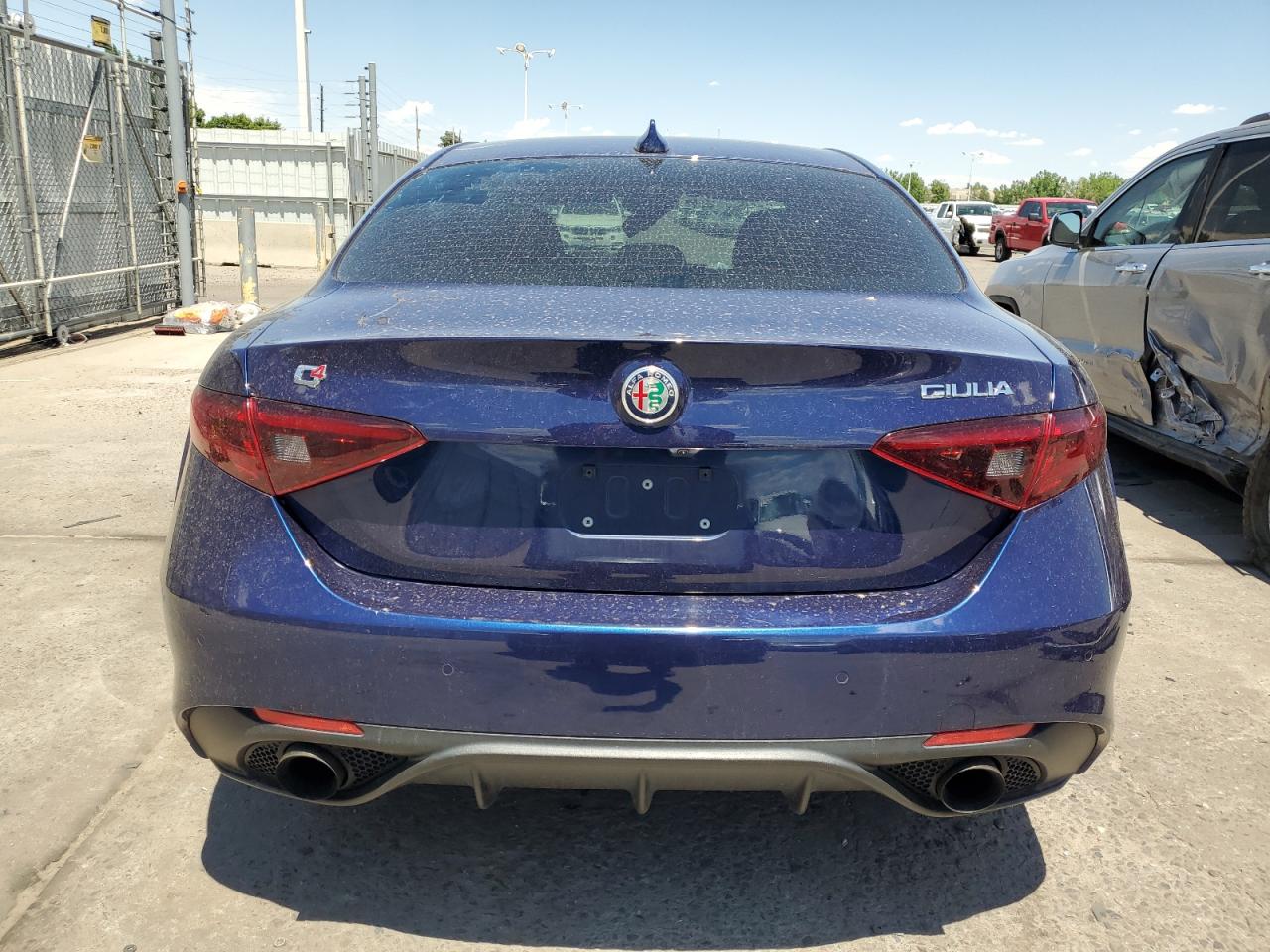ZARFAEEN0H7529076 2017 Alfa Romeo Giulia Ti Q4