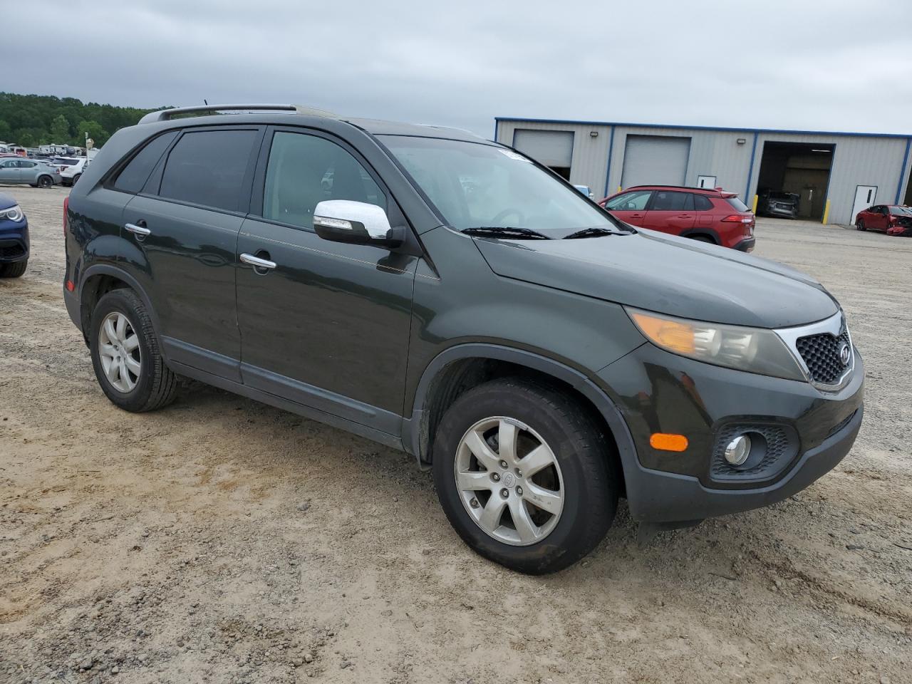 5XYKT3A1XBG110026 2011 Kia Sorento Base