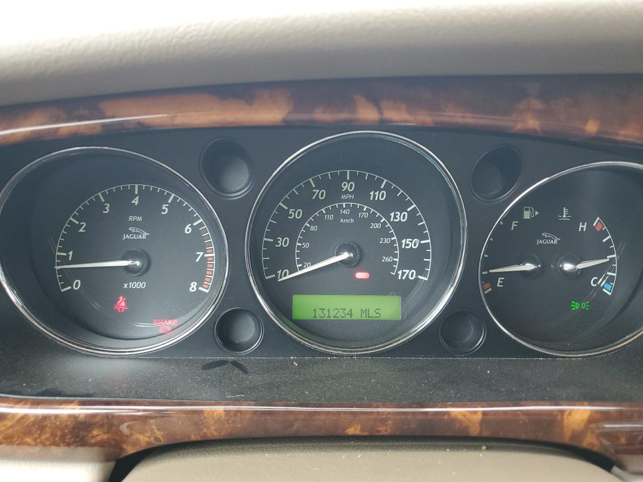 SAJWA71CX4SG27635 2004 Jaguar Xj8