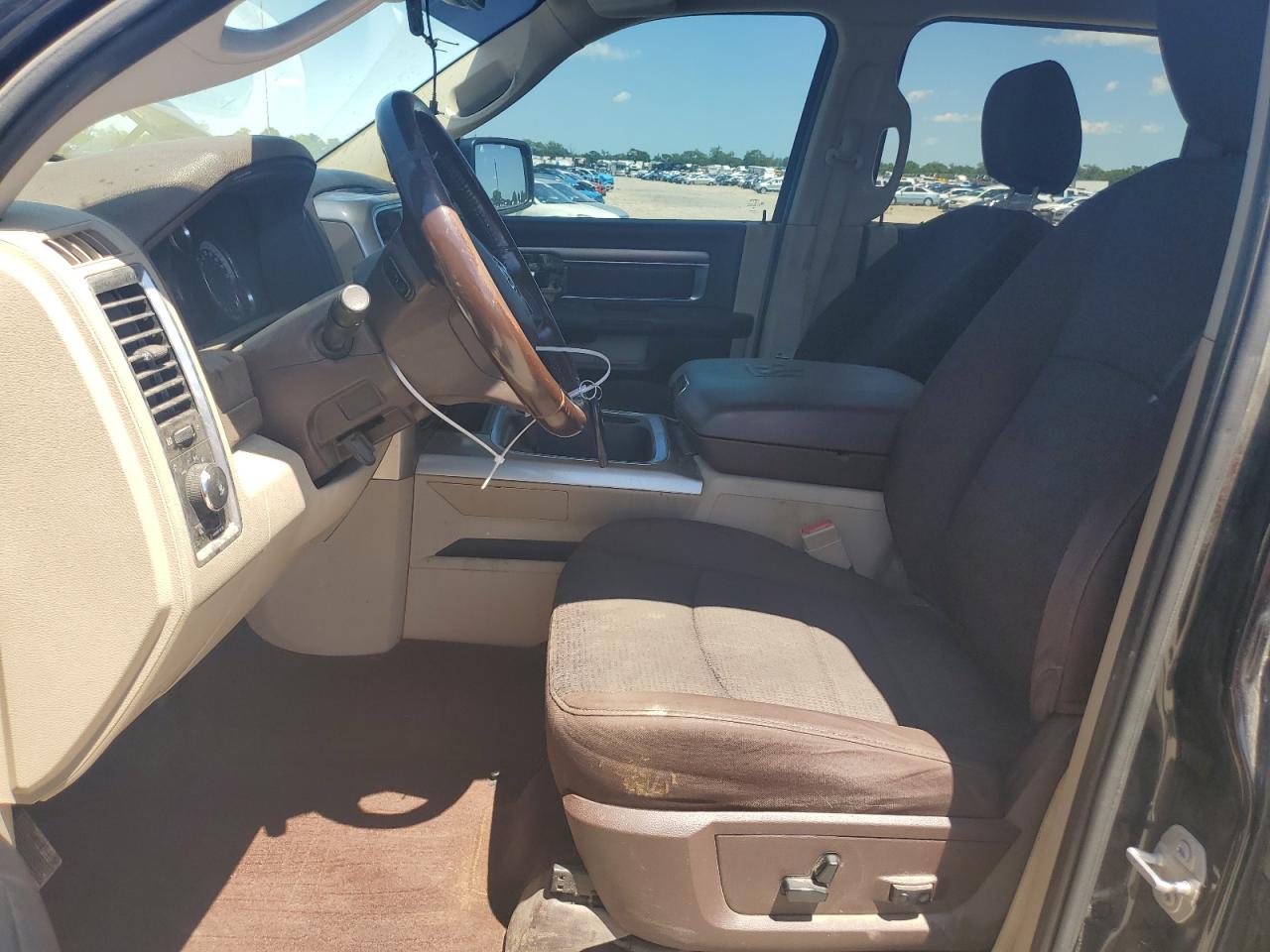 1C6RR7LTXGS302798 2016 Ram 1500 Slt