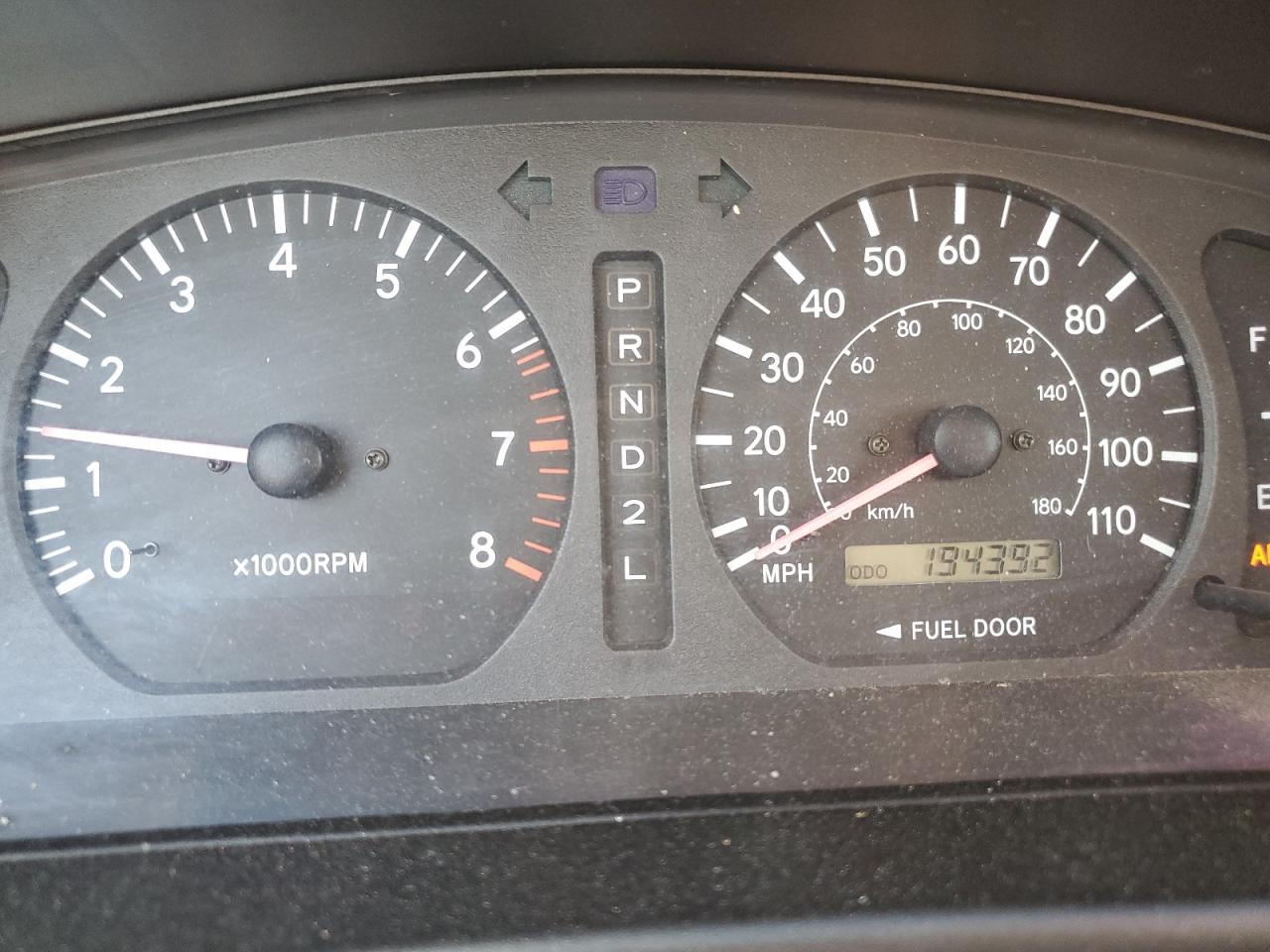 4T3ZF13C9XU112853 1999 Toyota Sienna Le