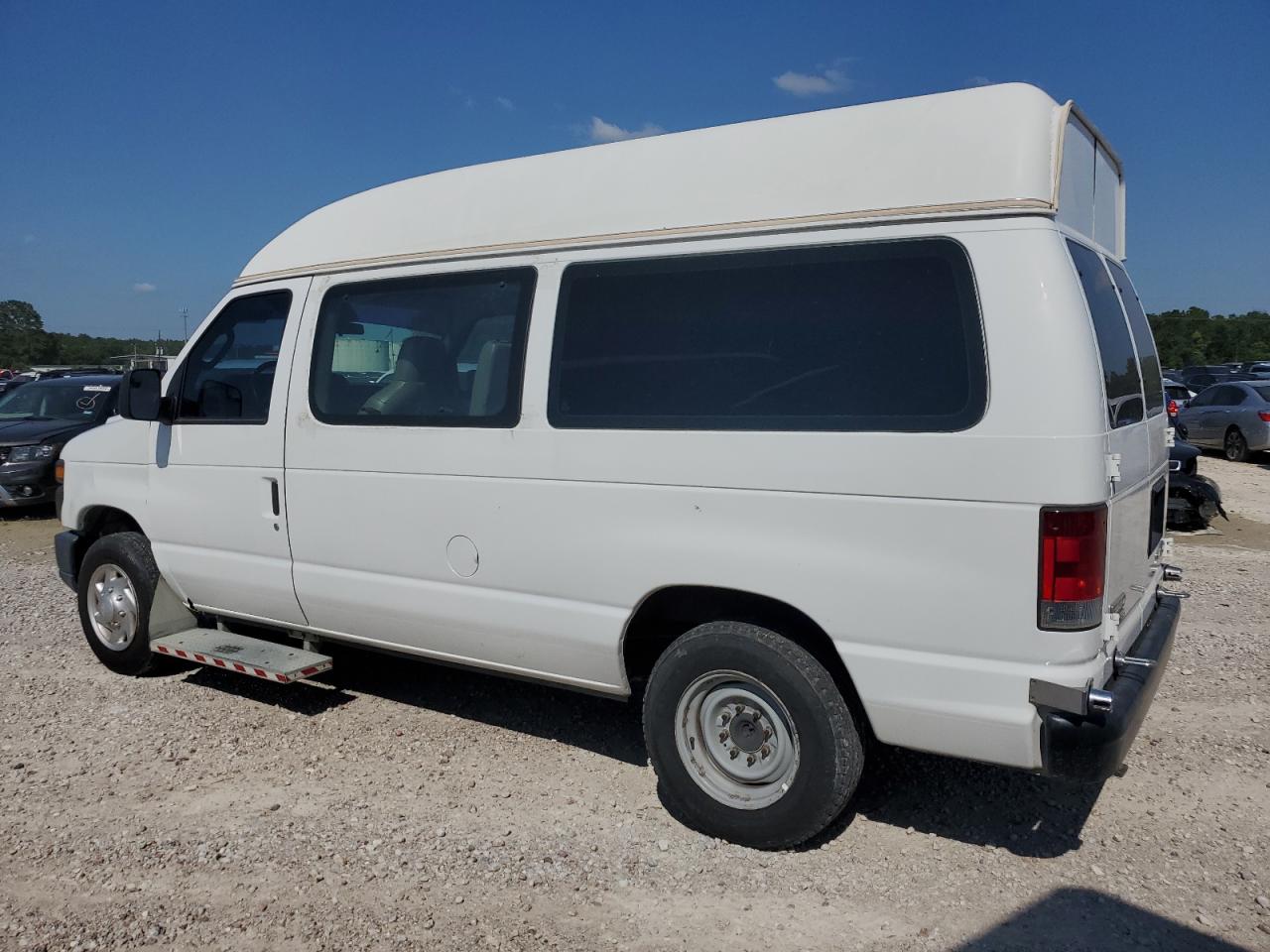 2012 Ford Econoline E150 Van vin: 1FTNE1EW2CDA11461