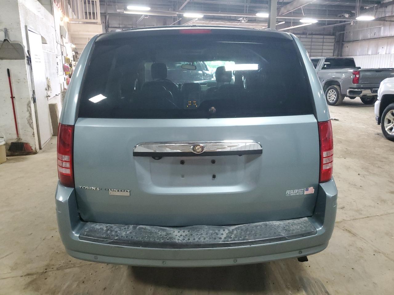 2A8HR54PX8R765031 2008 Chrysler Town & Country Touring