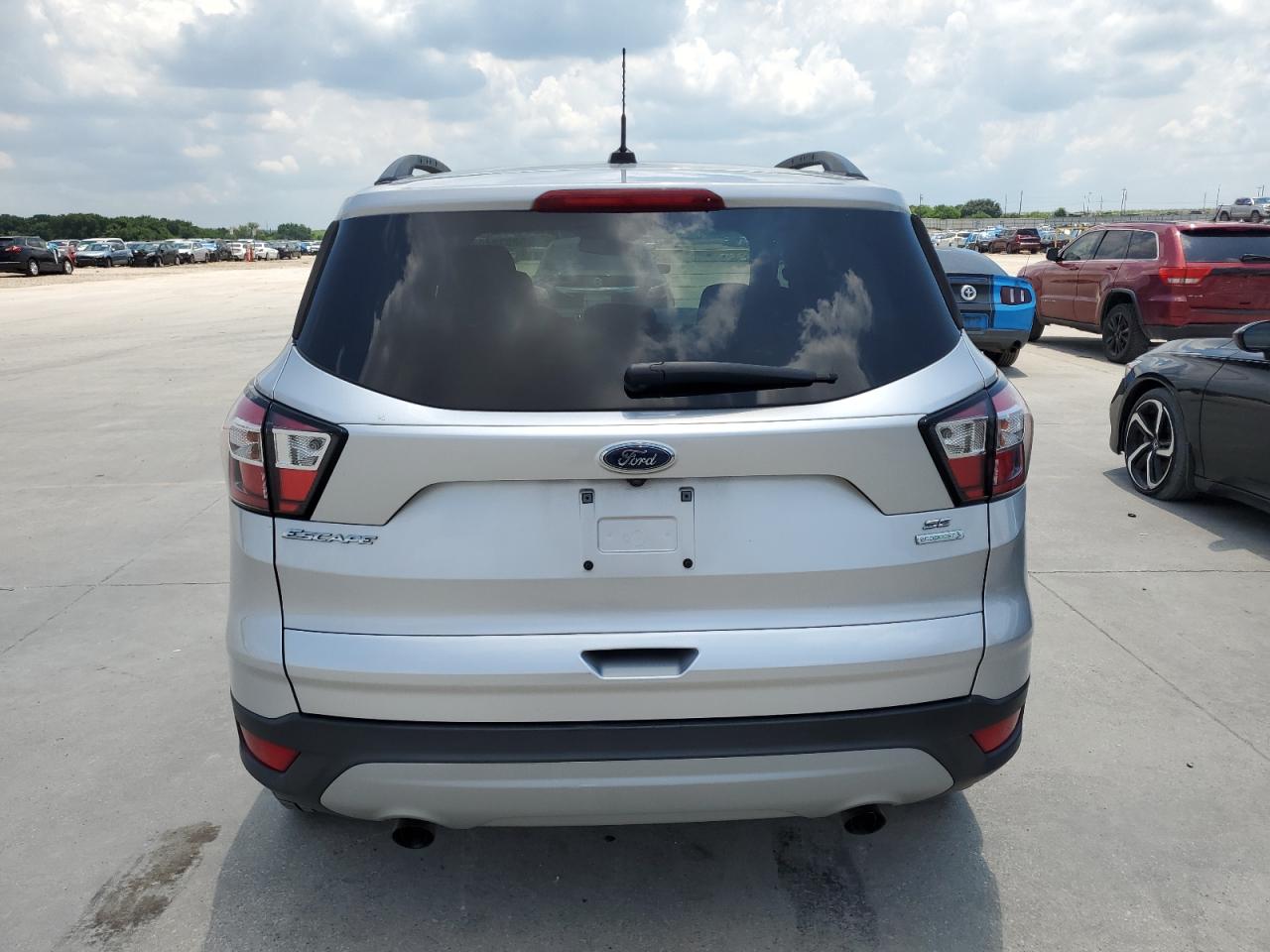 2018 Ford Escape Se vin: 1FMCU0GD0JUB75235