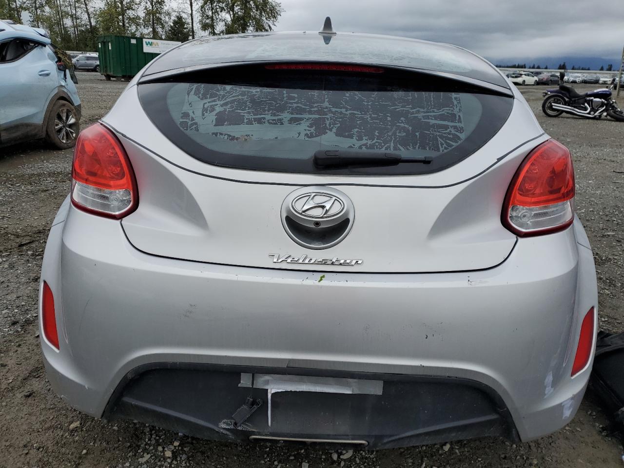 KMHTC6AD0HU310609 2017 Hyundai Veloster