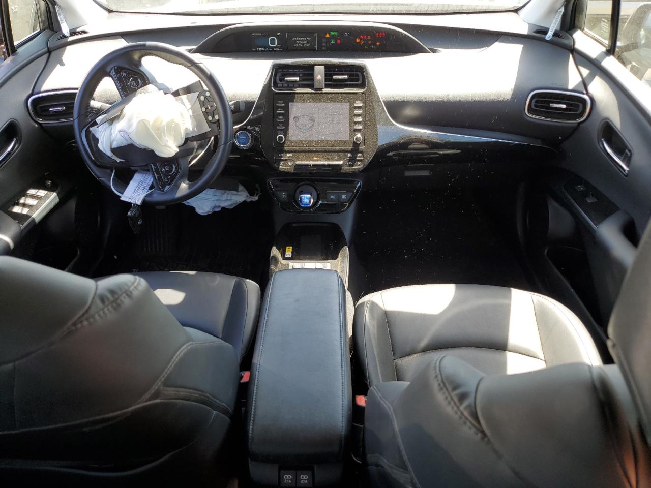 JTDKARFUXL3117687 2020 Toyota Prius L