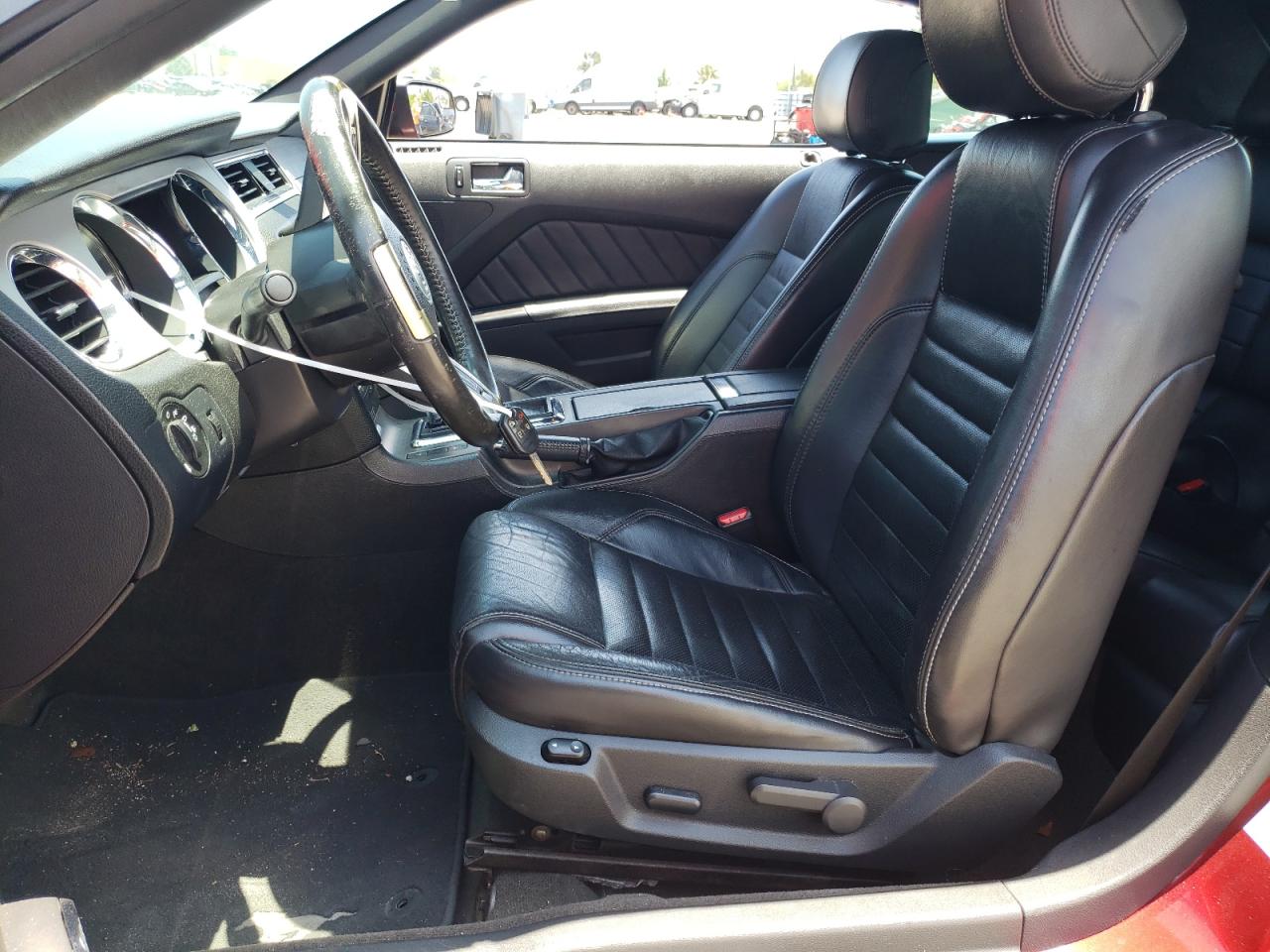 1ZVBP8EM7E5318106 2014 Ford Mustang