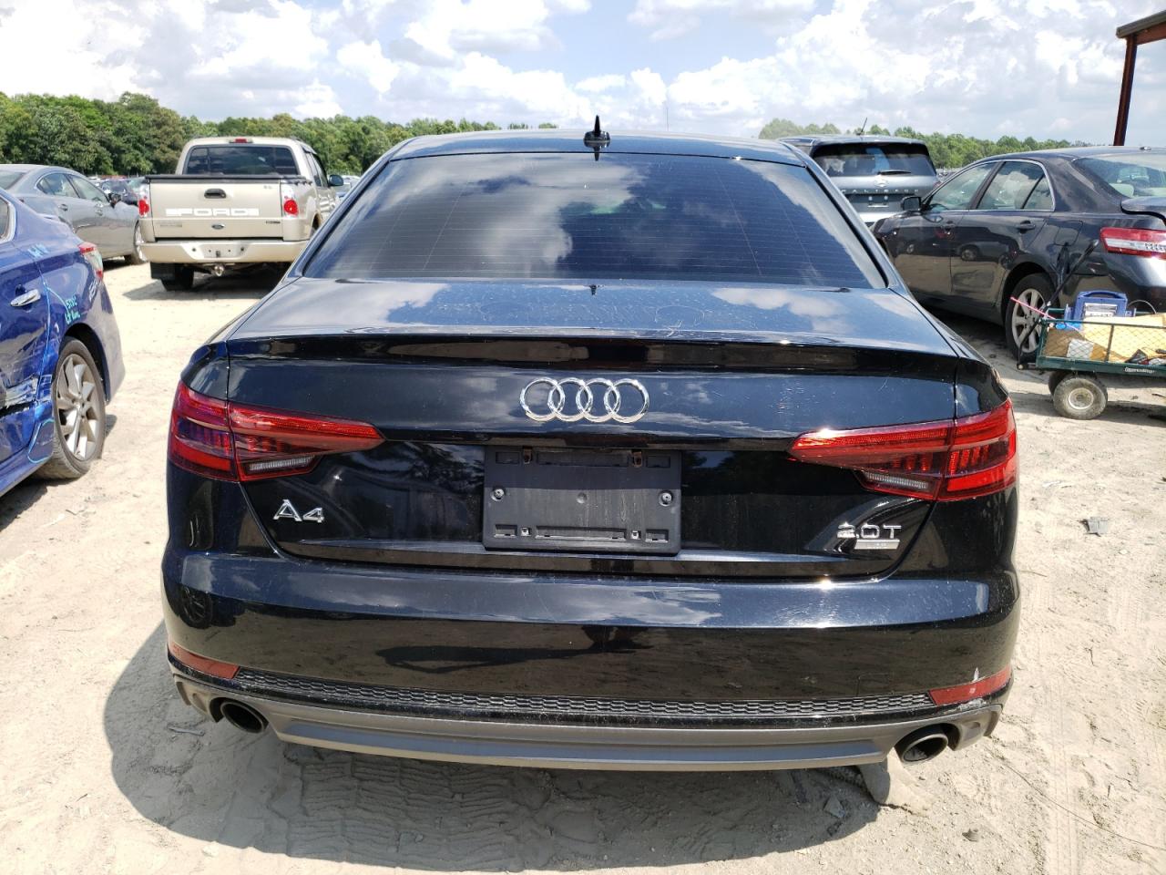 WAUKMAF44HN050683 2017 Audi A4 Ultra Premium