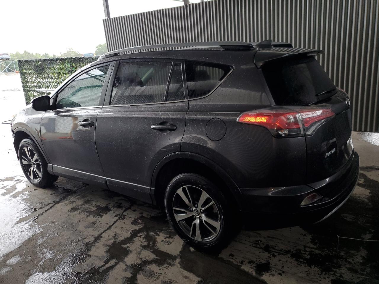 JTMWFREV1JJ728729 2018 Toyota Rav4 Adventure