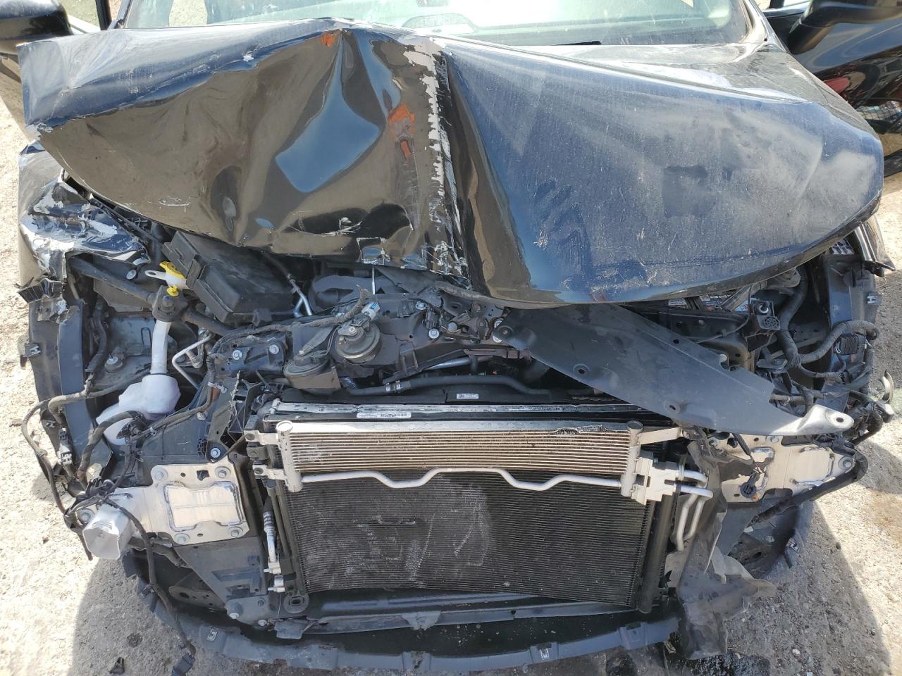 2C4RC1DG1LR172138 2020 Chrysler Voyager Lxi