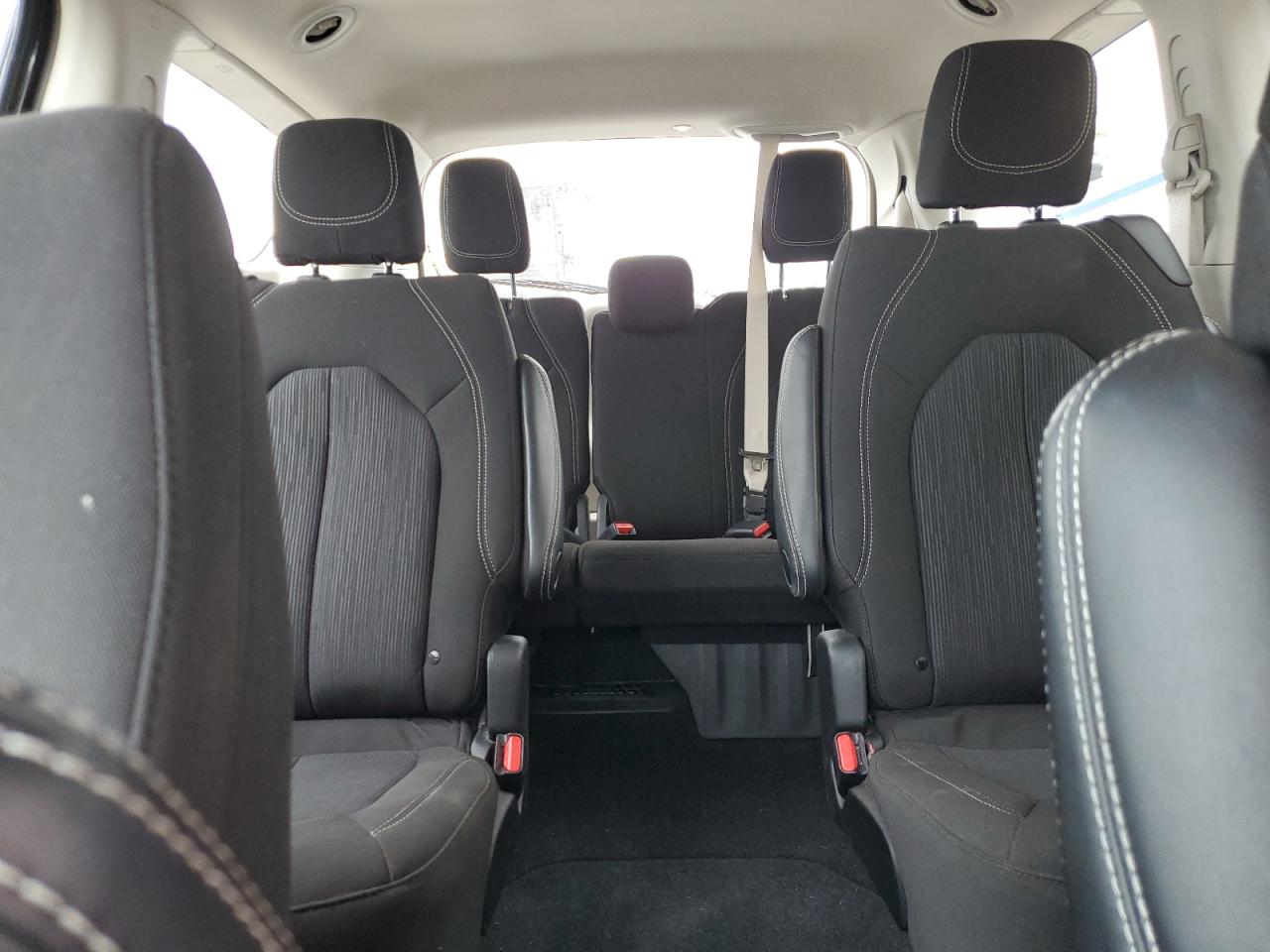 2C4RC1CG8PR615778 2023 Chrysler Voyager Lx