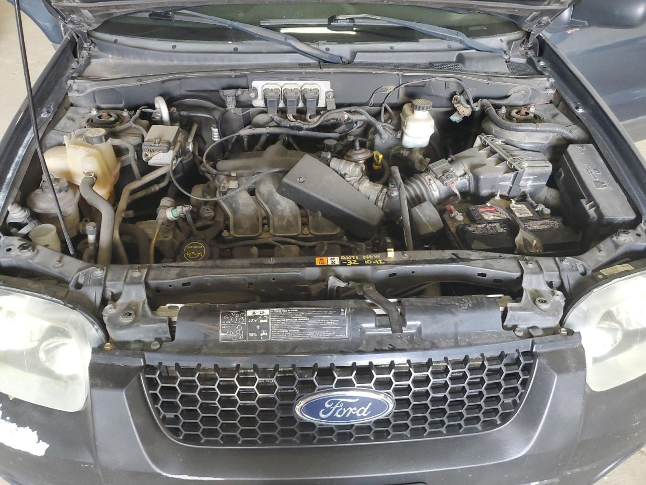 1FMCU93185KD41549 2005 Ford Escape Xlt