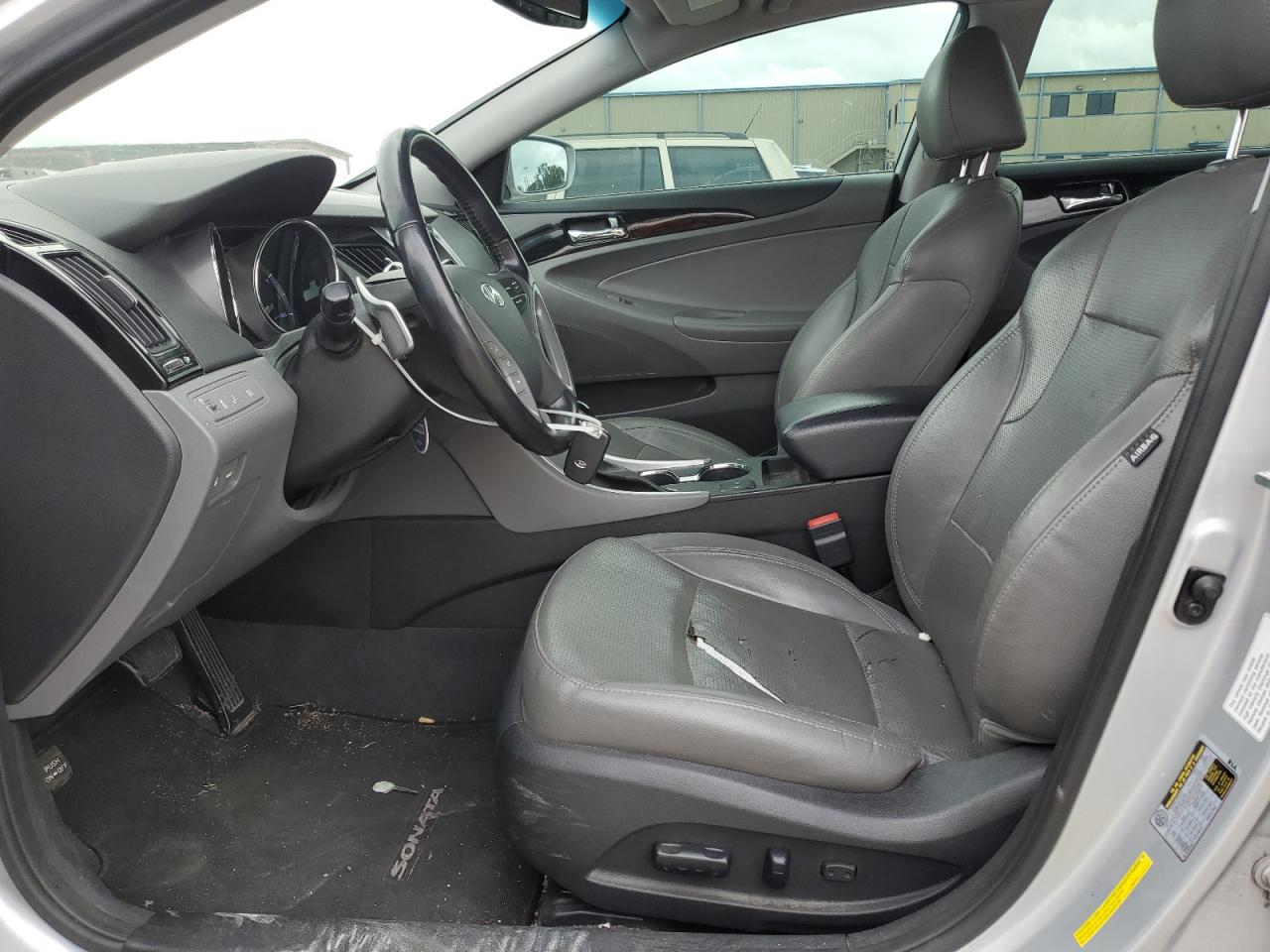 5NPEC4AB5EH843450 2014 Hyundai Sonata Se