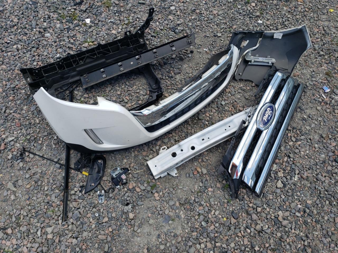 2FMDK3KC0EBA98551 2018 Ford Edge Limited