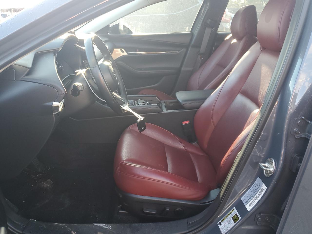 JM1BPACLXN1504203 2022 Mazda 3 Preferred