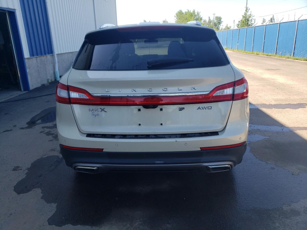 2LMTJ8KR0GBL21369 2016 Lincoln Mkx Select