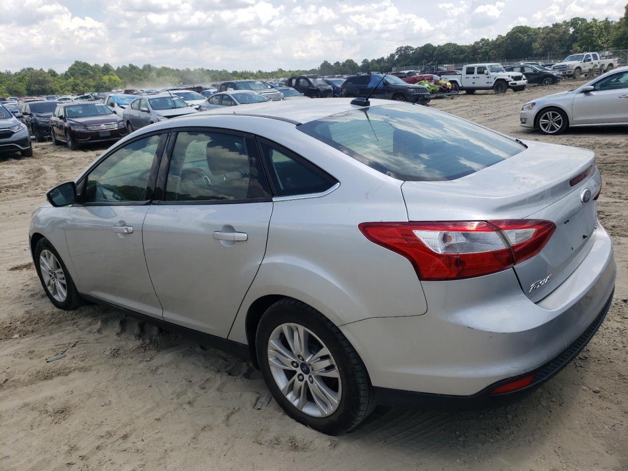 2012 Ford Focus Sel vin: 1FAHP3H23CL374164