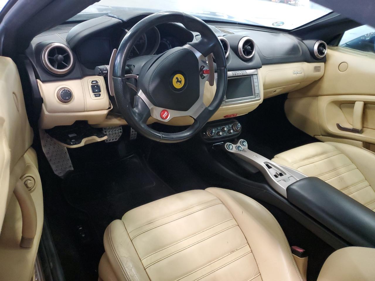 ZFF65LJA8A0172462 2010 Ferrari California