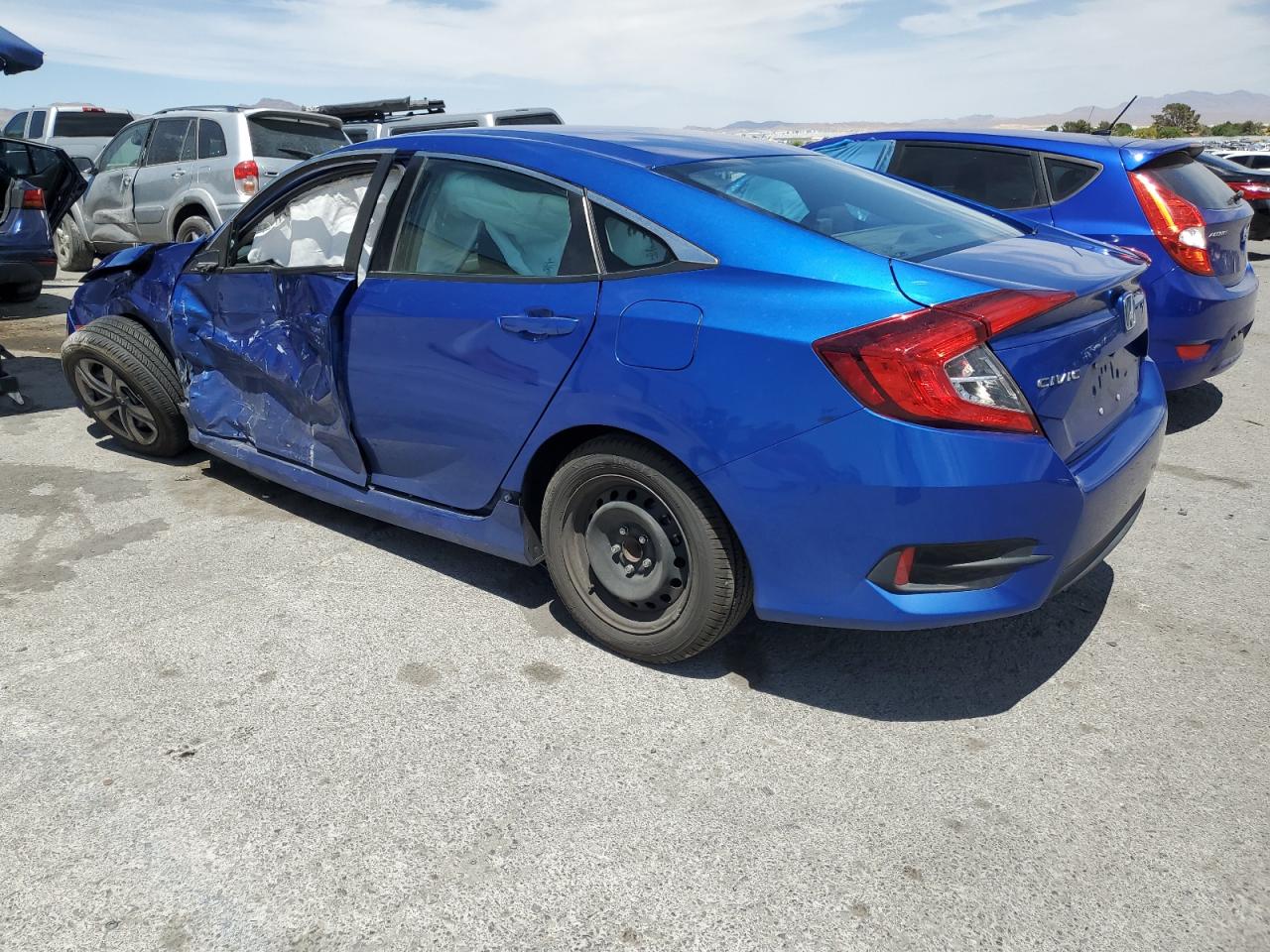 2018 Honda Civic Lx vin: 2HGFC2F52JH579054