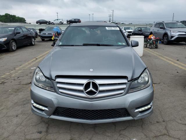 VIN WDDGF8AB8DA885372 2013 Mercedes-Benz C-Class, 3... no.5