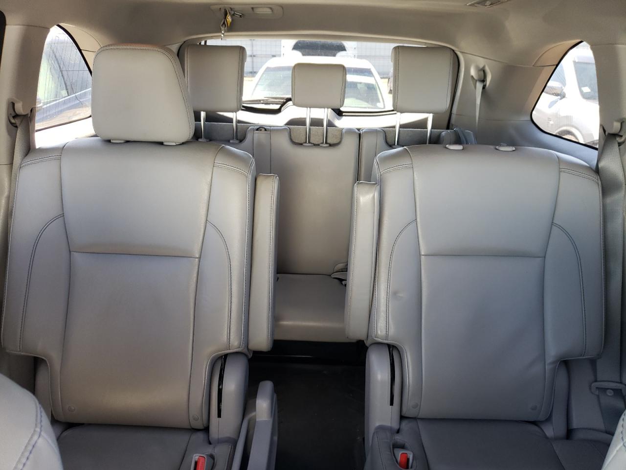 5TDJKRFHXFS137968 2015 Toyota Highlander Xle