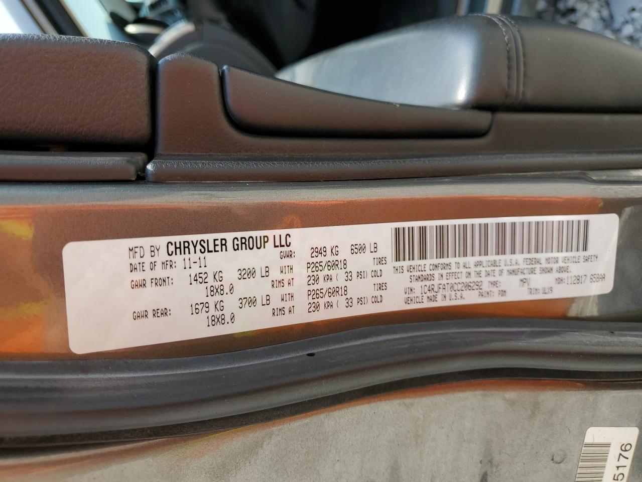 1C4RJFAT0CC206292 2012 Jeep Grand Cherokee Laredo