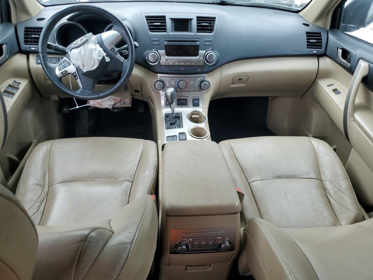 5TDZK3EH8CS052575 2012 Toyota Highlander Base