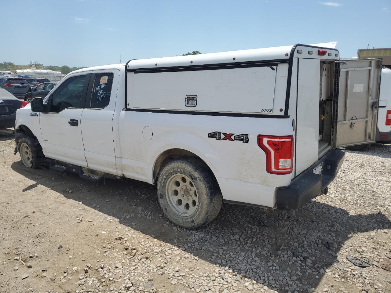 2015 Ford F150 Super Cab vin: 1FTEX1EP4FKF04352