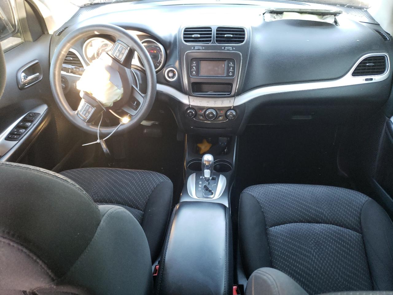 3C4PDCAB2JT384520 2018 Dodge Journey Se